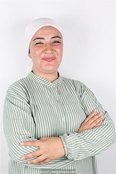 Kadın Oyuncular Adayımız Esra