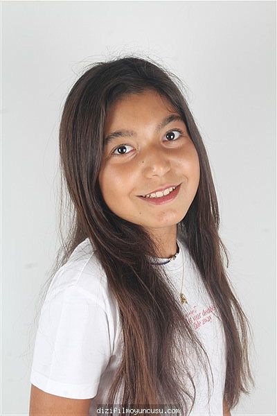 Çocuk Oyuncular Adayımız Ada