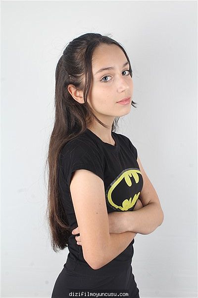 Çocuk Oyuncular Adayımız Zeynep