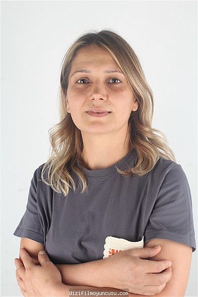 Kadın Oyuncular Adayımız Nurgül