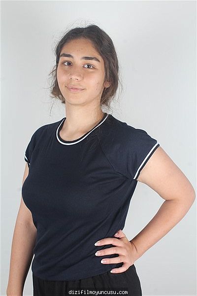 Kadın Oyuncular Adayımız Zeynep