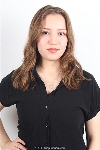 Kadın Oyuncular Adayımız Ebru