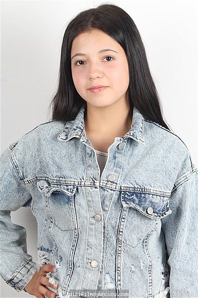 Çocuk Oyuncular Adayımız Zeynep