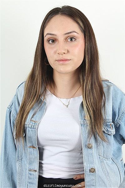 Çocuk Oyuncular Adayımız Simge