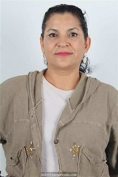 Kadın Oyuncular Adayımız Emel