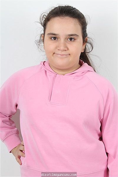 Çocuk Oyuncular Adayımız Zeynep