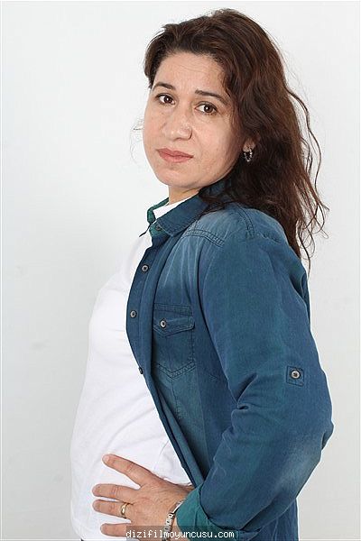 Kadın Oyuncular Adayımız Şenay