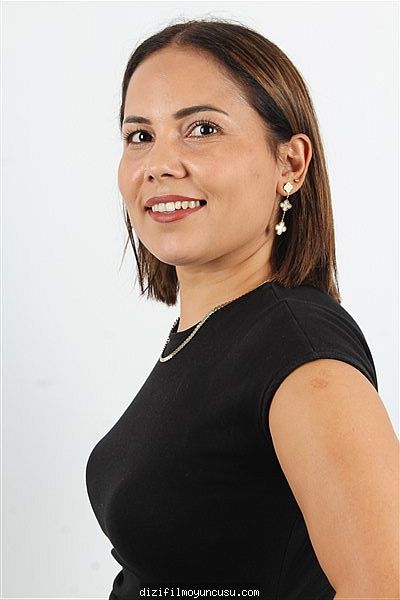 Kadın Oyuncular Adayımız Tuğçe
