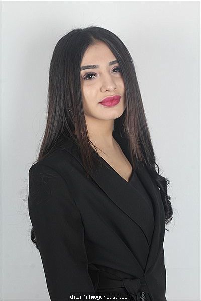 Kadın Oyuncular Adayımız Asal