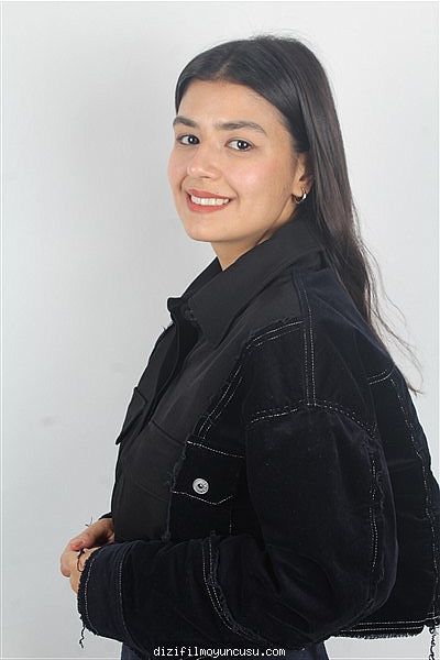 Kadın Oyuncular Adayımız Çiler