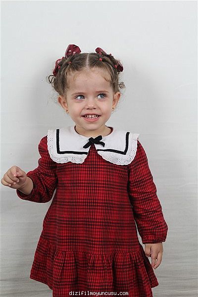 Çocuk Oyuncular Adayımız Azra