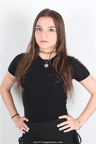 Çocuk Oyuncular Adayımız Elif