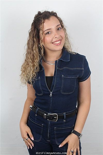 Kadın Oyuncular Adayımız Elif