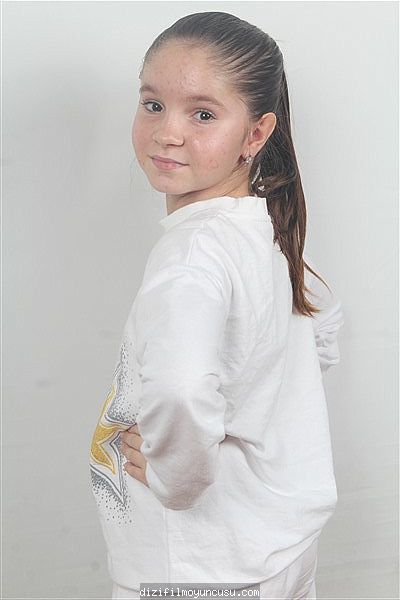 Çocuk Oyuncular Adayımız Ecrin