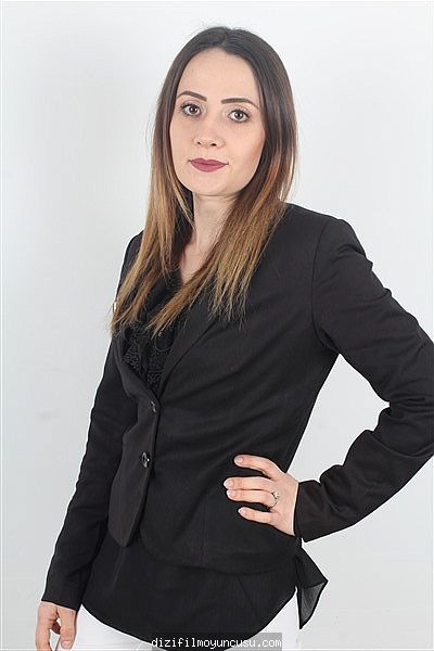 Kadın Oyuncular Adayımız Aysun