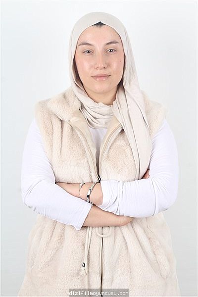 Kadın Oyuncular Adayımız Nazlı