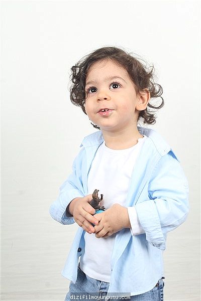 Çocuk Oyuncular Adayımız Rüzgar