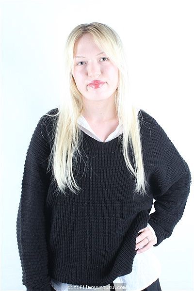 Kadın Oyuncular Adayımız Meryem