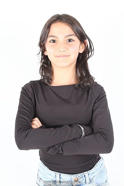 Çocuk Oyuncular Adayımız Elif
