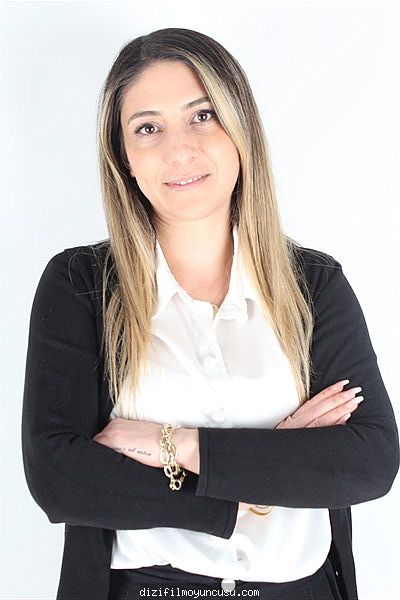 Kadın Oyuncular Adayımız Memduha