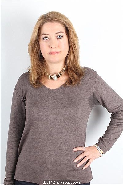 Kadın Oyuncular Adayımız Zöhre