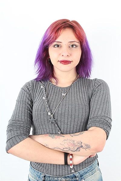 Kadın Oyuncular Adayımız Ayşenur