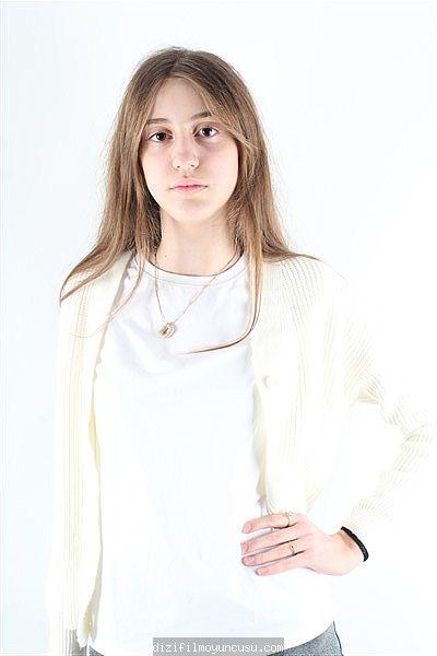 Çocuk Oyuncular Adayımız Elif