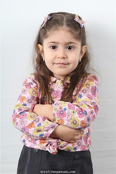Çocuk Oyuncular Adayımız Defne