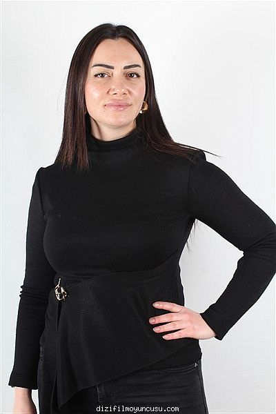 Kadın Oyuncular Adayımız Melike