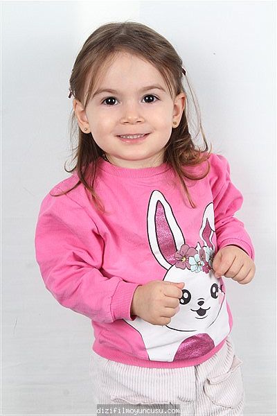 Çocuk Oyuncular Adayımız Alya