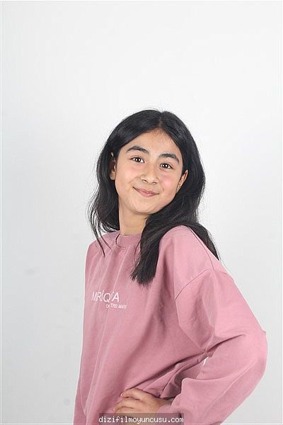 Çocuk Oyuncular Adayımız Azra
