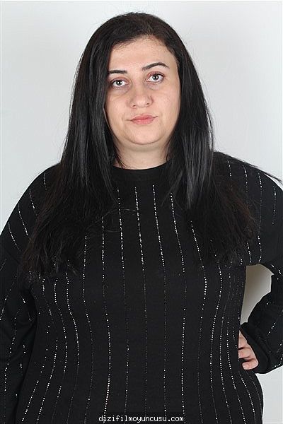 Kadın Oyuncular Adayımız Nermin