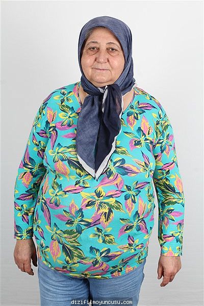 Kadın Oyuncular Adayımız Meryem