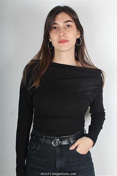Kadın Oyuncular Adayımız Nursel