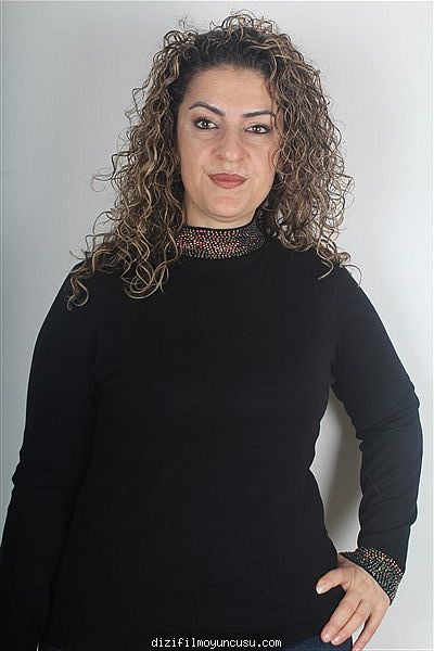 Kadın Oyuncular Adayımız Esra