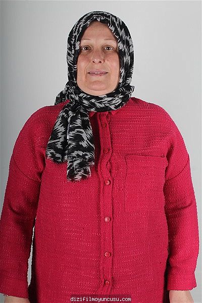 Kadın Oyuncular Adayımız Sibel
