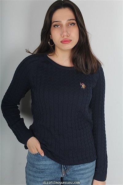 Kadın Oyuncular Adayımız Zeynep