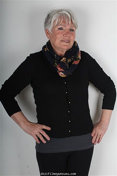 Kadın Oyuncular Adayımız Emine