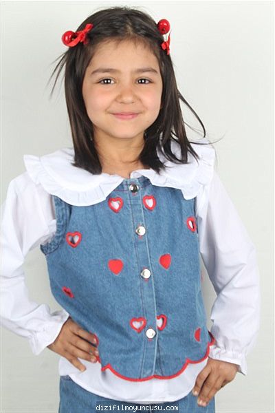 Çocuk Oyuncular Adayımız Elif