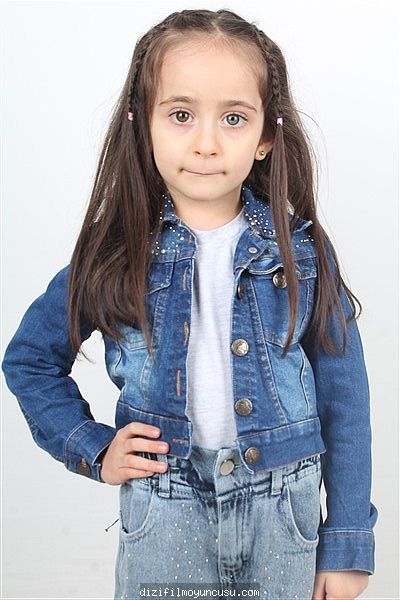 Çocuk Oyuncular Adayımız Alina