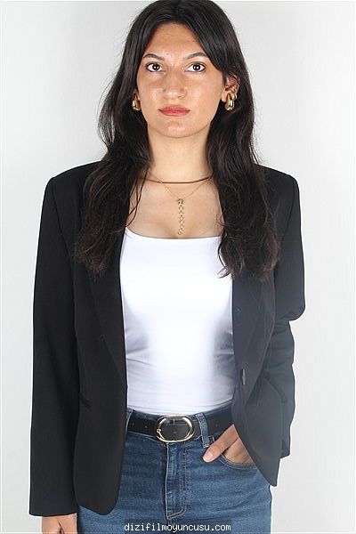 Kadın Oyuncular Adayımız Aysel