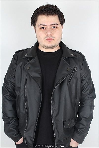Erkek Oyuncular Adayımız Hasan
