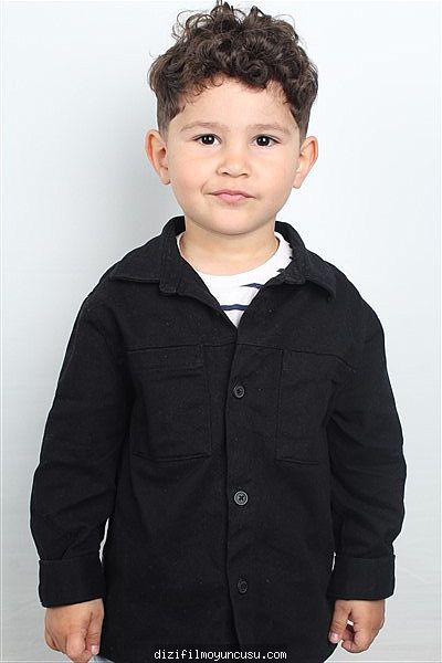 Çocuk Oyuncular Adayımız Yiğit