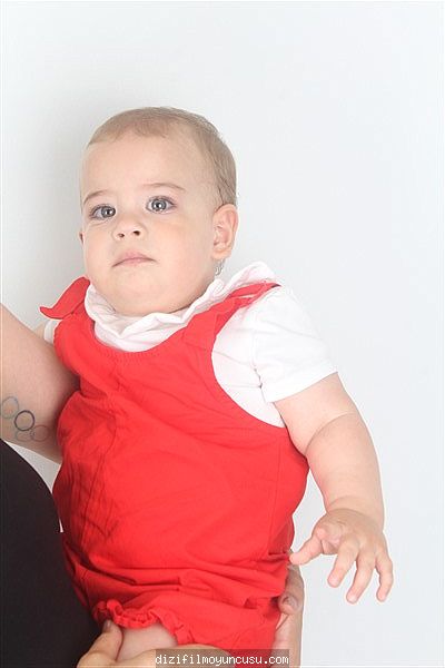 Çocuk Oyuncular Adayımız Lina