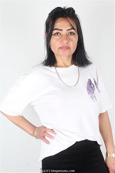 Kadın Oyuncular Adayımız Manzura