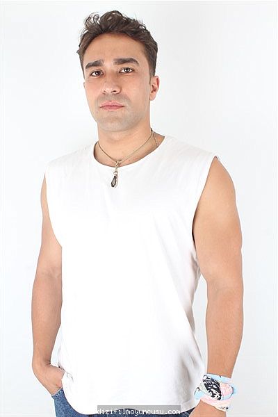 Erkek Oyuncular Adayımız Ertürk
