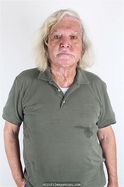 Erkek Oyuncular Adayımız Şahin