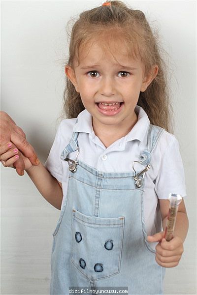 Çocuk Oyuncular Adayımız Asel