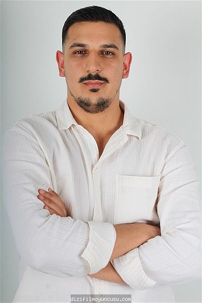 Erkek Oyuncular Adayımız Mertcan