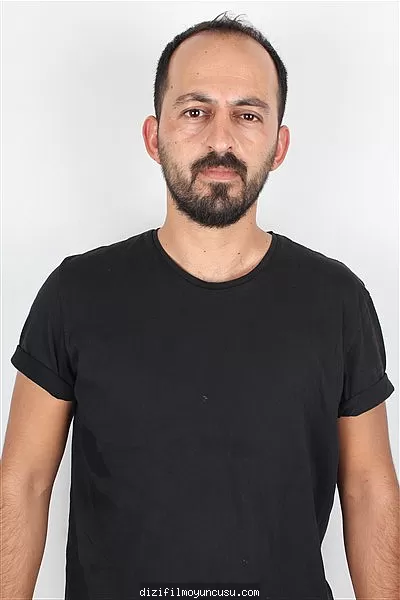 Erkek Oyuncular Adayımız Emre